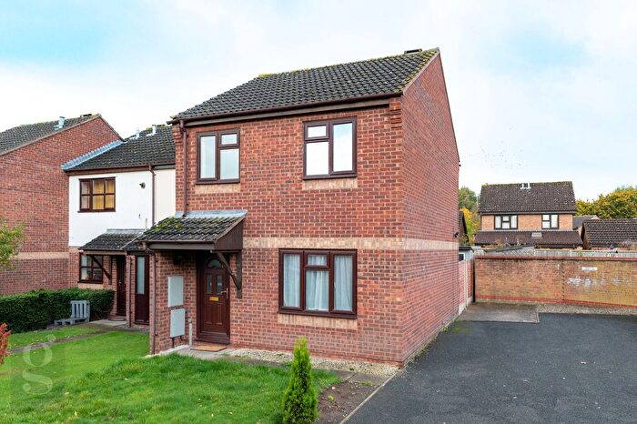 3 Bedroom Semi-Detached House To Rent In Tremlett Close, Bobblestock, Hereford, HR4