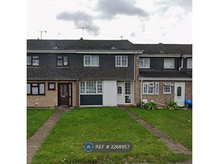3 Bedroom Terraced House To Rent In Woodlands Avenue, Woodley, Reading, RG5