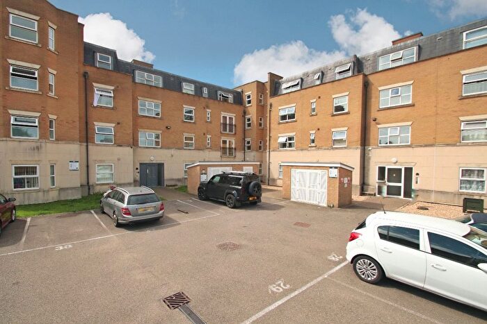2 Bedroom Flat For Sale In Flat, Turner Heights, Zion Place, Margate, CT9