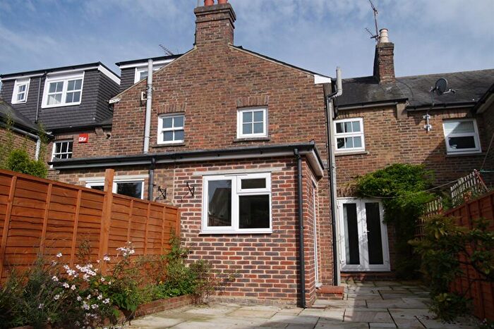 2 Bedroom Terraced House To Rent In Trafalgar Road, Horsham, RH12