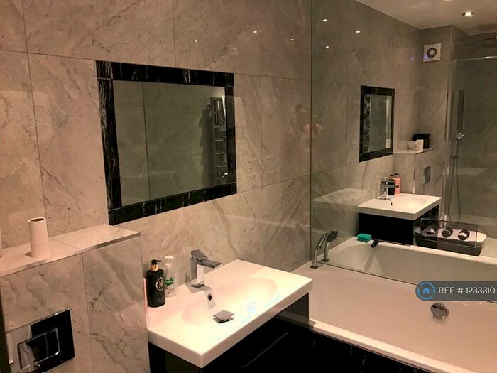 3 Bedroom End Of Terrace House To Rent In Elephant Lane, London, SE16