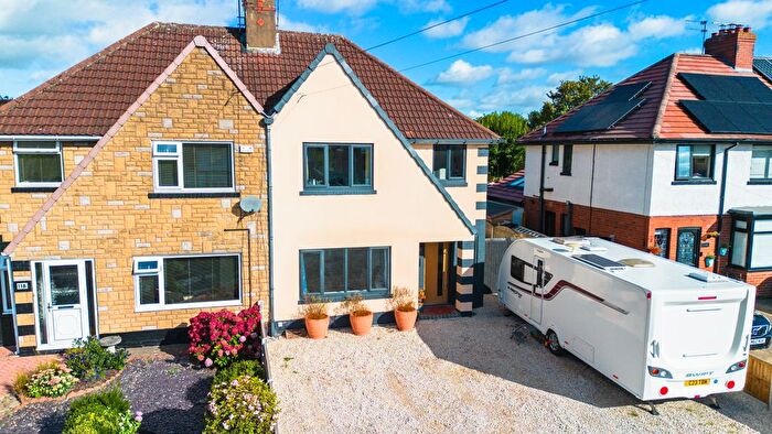 3 Bedroom Semi-Detached House For Sale In Leeds Road, North Yorkshire, YO8