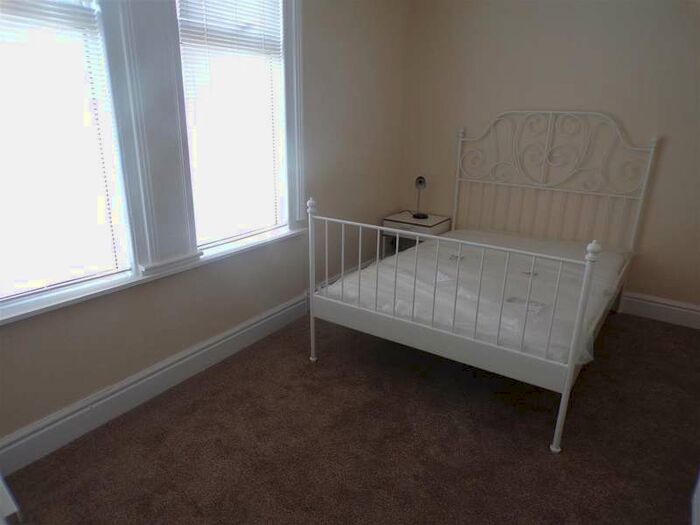 1 Bedroom Property To Rent In Room 3, Winifred Street, Swindon, SN3