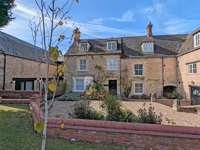 3 Bedroom Semi-Detached House For Sale In Station Road, South Luffenham, LE15