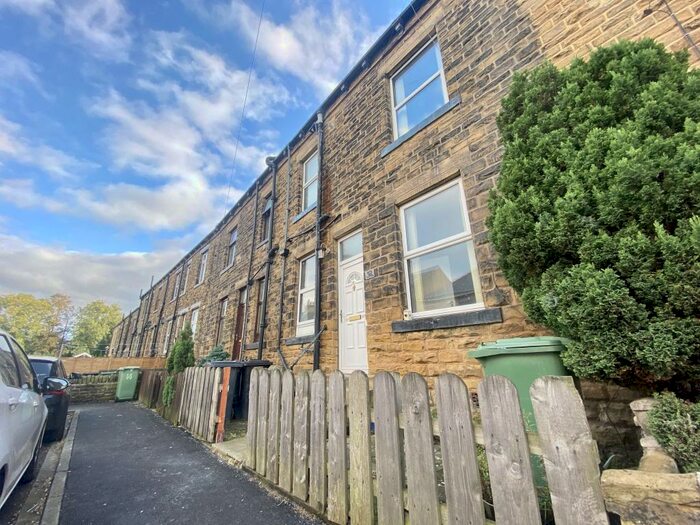 2 Bedroom House To Rent In Tennyson Street, Farsley, Pudsey, LS28