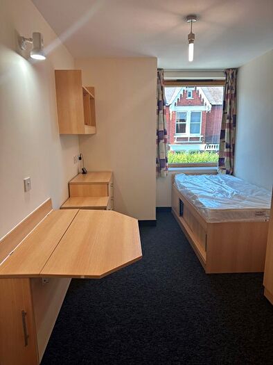 Studio To Rent In Grove Vale, London, SE22