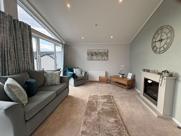 2 Bedroom Park Home For Sale In The Sofia, Sandy Bay, SS8