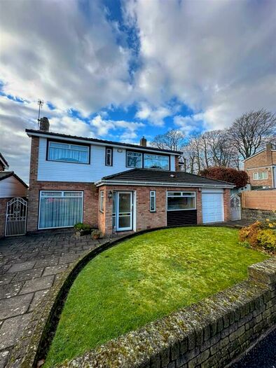 4 Bedroom Detached House To Rent In Hillview Gardens, Liverpool, L25