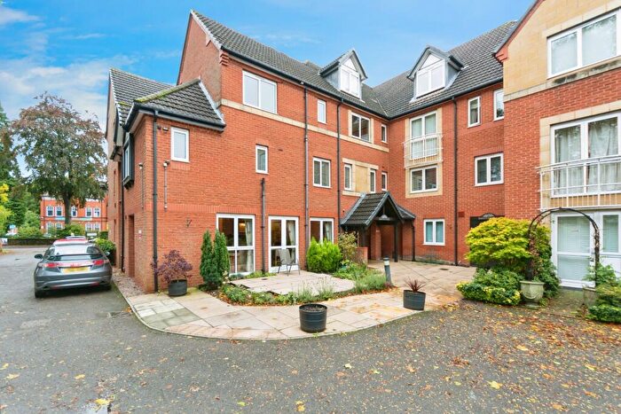 1 Bedroom Apartment For Sale In Sorrento Court, Moseley, B13