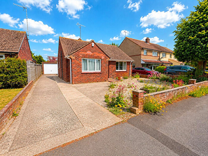 2 Bedroom Bungalow For Sale In Damson Trees, Swindon, SN6