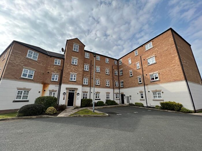 2 Bedroom Apartment To Rent In Kings Road, Audenshaw, M34
