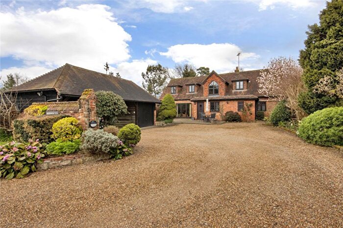 4 Bedroom Detached House For Sale In Long Mill Lane, Crouch, Borough Green, Sevenoaks, TN15