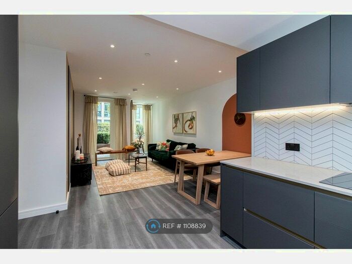 2 Bedroom Flat To Rent In Matcham House, London, W6