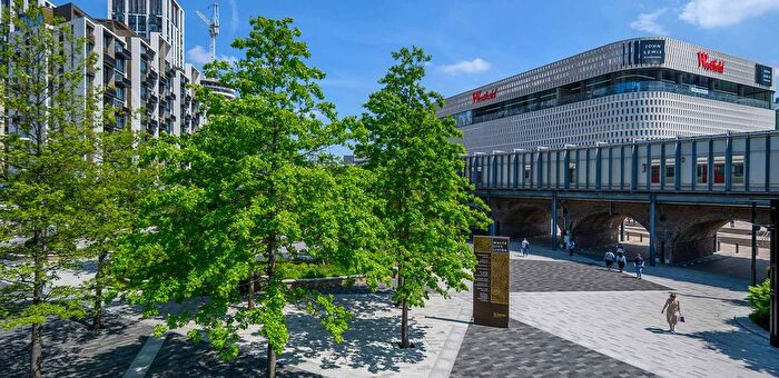 1 Bedroom Flat To Rent In Westmont Apartments, London, W12