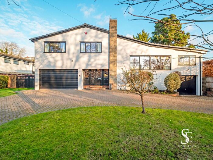 4 Bedroom Detached House For Sale In The Rushes, Maidenhead, SL6