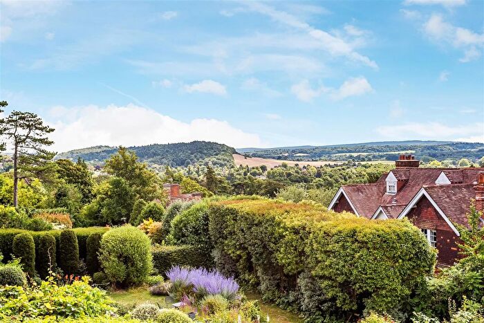 5 Bedroom Detached House To Rent In Upper Guildown Road, Guildford, GU2