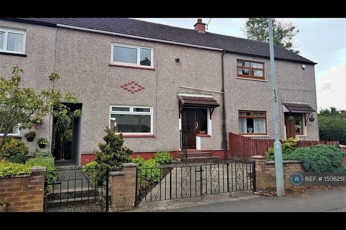 3 Bedroom Semi-Detached House To Rent In Hazeldean Crescent, Wishaw, ML2