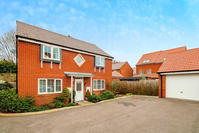 4 Bedroom Detached House For Sale In Sanders Gate, Storrington, Pulborough, West Sussex, RH20