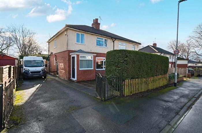 3 Bedroom Property For Sale In Broadgate Walk, Horsforth, Leeds, LS18