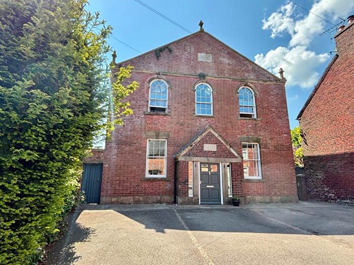 2 Bedroom House For Sale In The Dale, Wirksworth, DE4