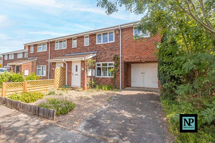 3 Bedroom Terraced House For Sale In Lowforce, Wilnecote, B77
