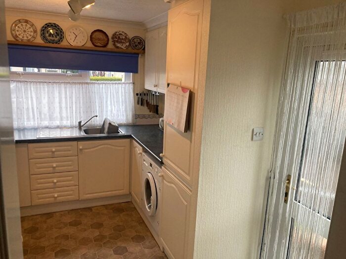 2 Bedroom Bungalow For Sale In Sussex Close, London Road, West Kingsdown, Sevenoaks, TN15