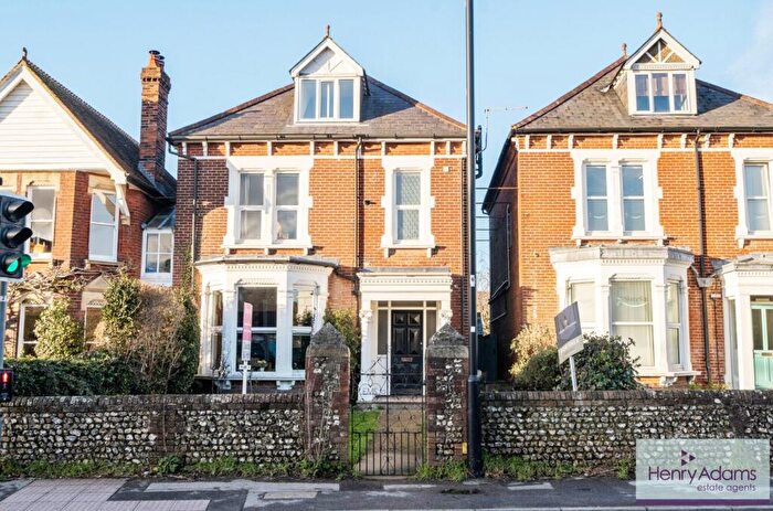 1 Bedroom Apartment For Sale In Station Road, Petersfield, GU32