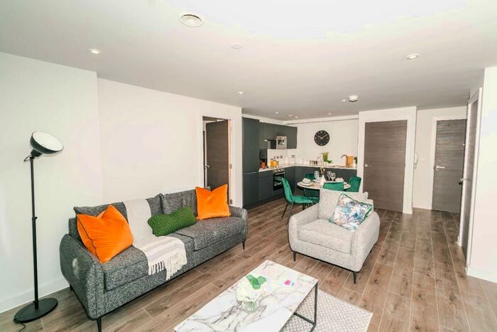 2 Bedroom Apartment To Rent In - Parliament Street, Liverpool, Merseyside, L8