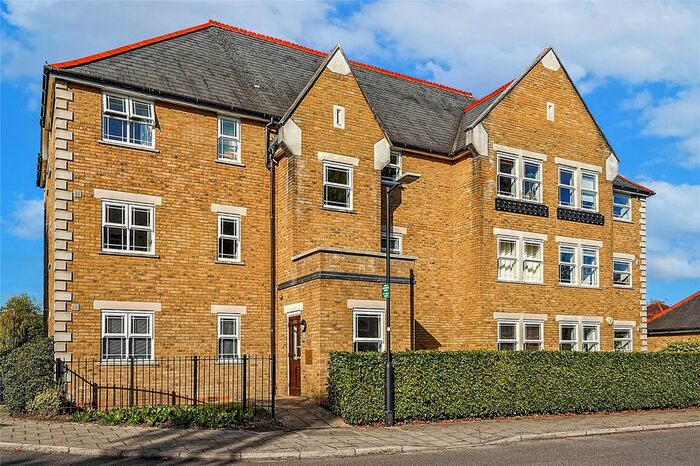 2 Bedroom Flat For Sale In Stott Close, Wandsworth Common, SW18