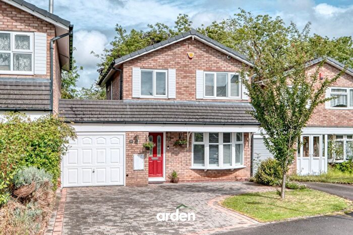 3 Bedroom Detached House For Sale In Wynfield Gardens, Birmingham, B14