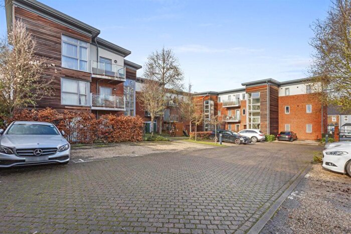 2 Bedroom Apartment For Sale In Walk Of Station, High Wycombe, HP12
