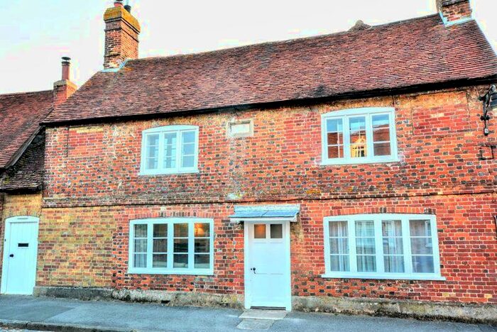 5 Bedroom Character Property To Rent In Beaulieu, Brockenhurst, New Forest, Nr Salisbury / Winchester, SO42