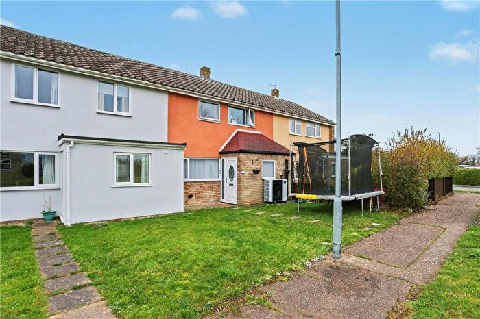 3 Bedroom Terraced House For Sale In Ash Close, Wymondham, Norfolk, NR18