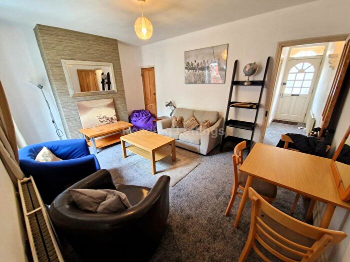 4 Bedroom Terraced House To Rent In Carnarvon Road, Reading, RG1