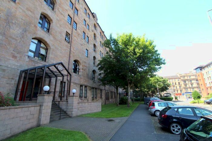 2 Bedroom Flat To Rent In Bell Street, Glasgow, G4