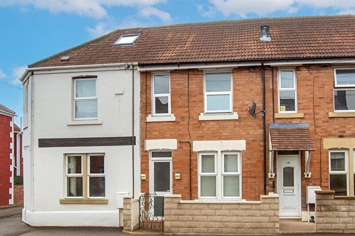 2 Bedroom Terraced House For Sale In Dursley Road, Trowbridge, BA14
