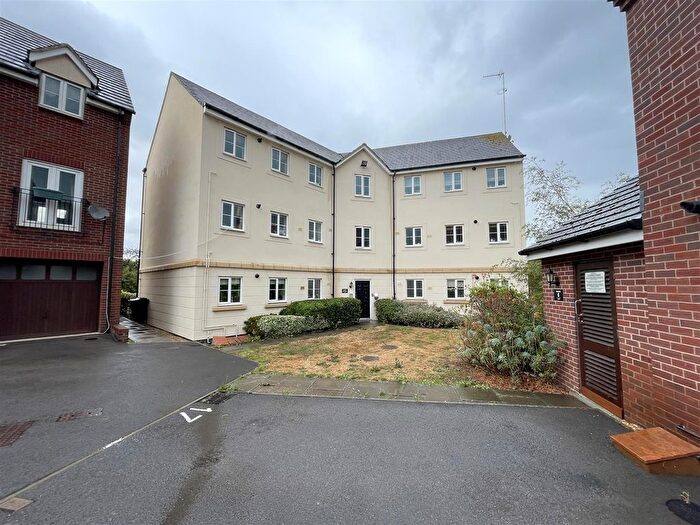 2 Bedroom Flat For Sale In Pampas Court, Tuffley, GL4
