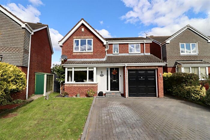 4 Bedroom Detached House For Sale In Farm Court, Market Weighton, York, YO43