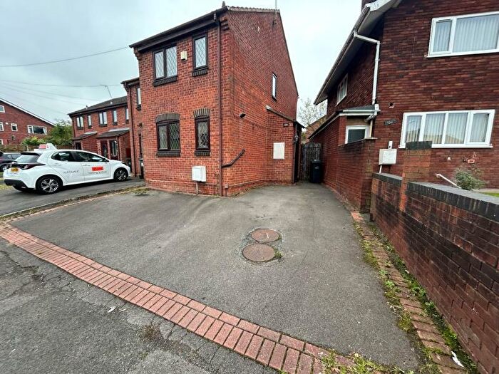 2 Bedroom End Of Terrace House To Rent In Orchard Street, Brierley Hill, West Midlands, DY5