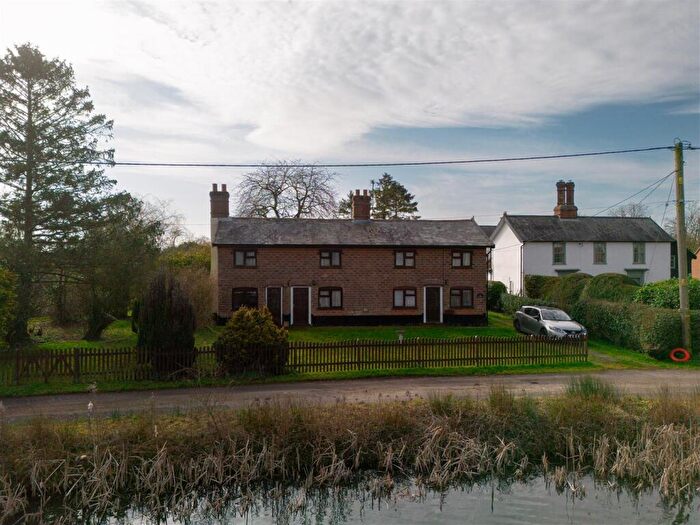 4 Bedroom Cottage For Sale In The Green, Wickham Skeith, Eye, IP23