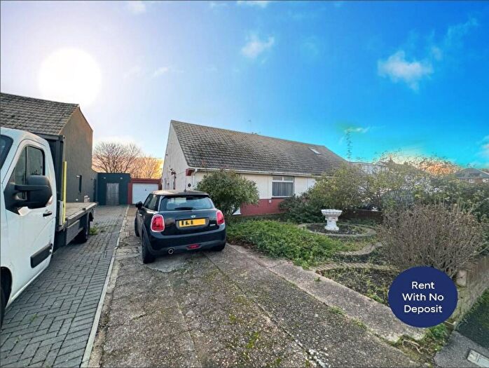 2 Bedroom Bungalow To Rent In The Retreat, Ramsgate, Kent, CT12