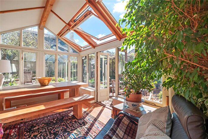 4 Bedroom Link Detached House For Sale In Alton Pancras, Dorset, DT2