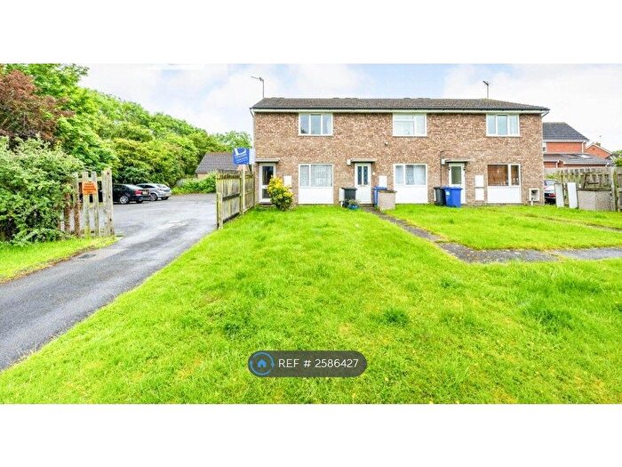 1 Bedroom Flat To Rent In Brookside Close, Old Stratford, Milton Keynes, MK19