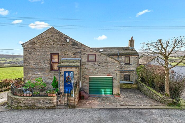 4 Bedroom Detached House For Sale In Upper Marsh Lane, Oxenhope, BD22