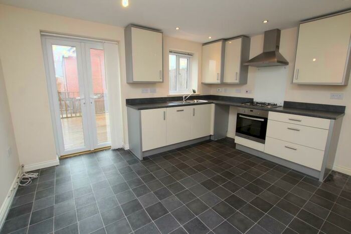 5 Bedroom Terraced House To Rent In Wood Mead - Cheswick Village, BS16