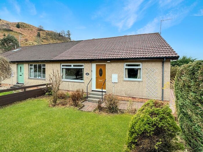 3 Bedroom Semi-Detached Bungalow For Sale In Pulpit Drive, Oban, Argyllshire, PA34