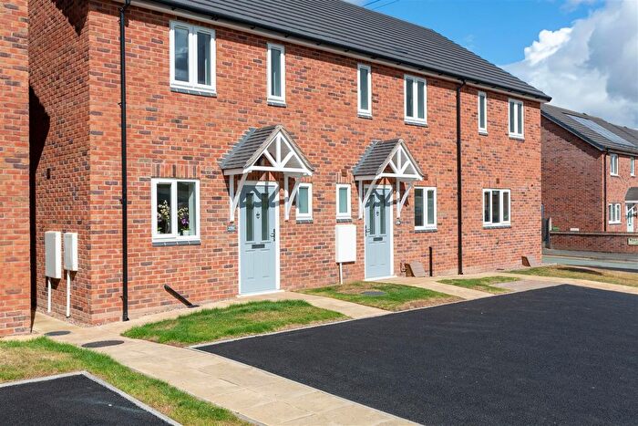 2 Bedroom Terraced House For Sale In Monkmoor Road, Shrewsbury, SY2