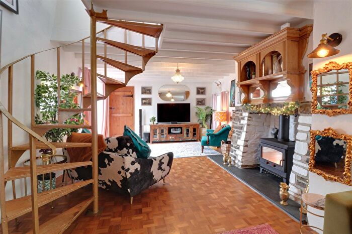 4 Bedroom Semi-Detached House For Sale In Chapel Street, Dolton, Winkleigh, Devon, EX19