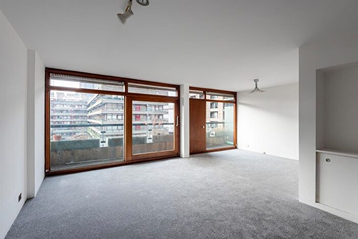 1 Bedroom Flat For Sale In Defoe House, Barbican, London, EC2Y