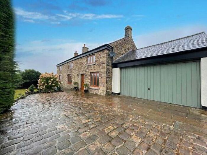 3 Bedroom Detached House To Rent In Whittle Croft, Fleet Street, Bolton, BL6